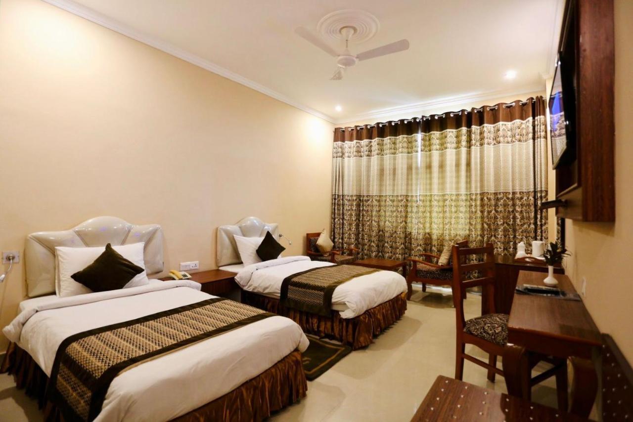 The Imperial Kushinagar Hotel Exterior photo